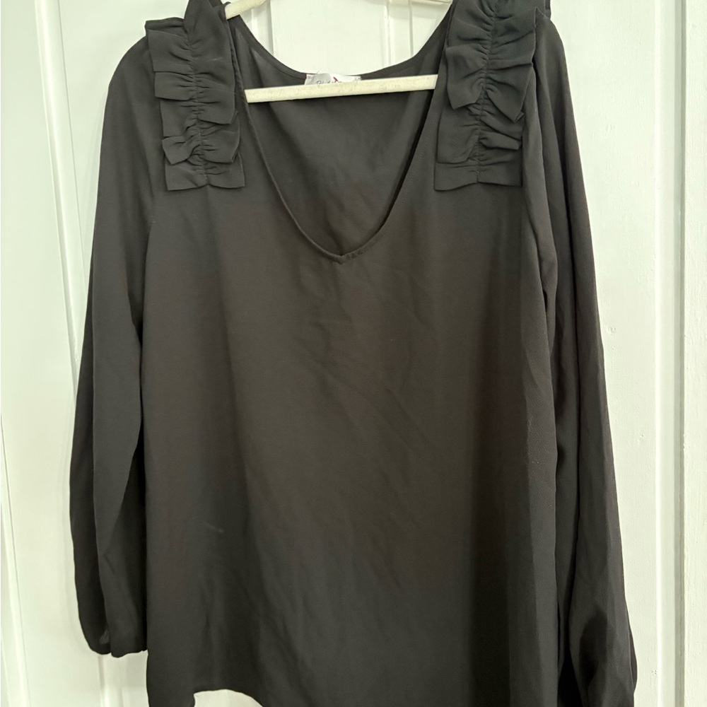 Boutique Black Ruffle Detail Blouse- fits more like XL
